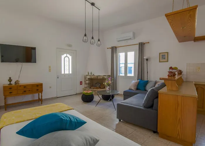 Eva House Dryos Paros アパート