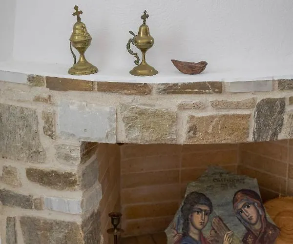 Eva House Dryos Paros アパート